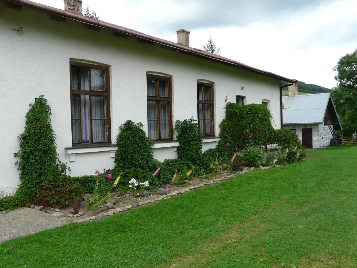Stara Szkola Villa Krempna Exterior photo