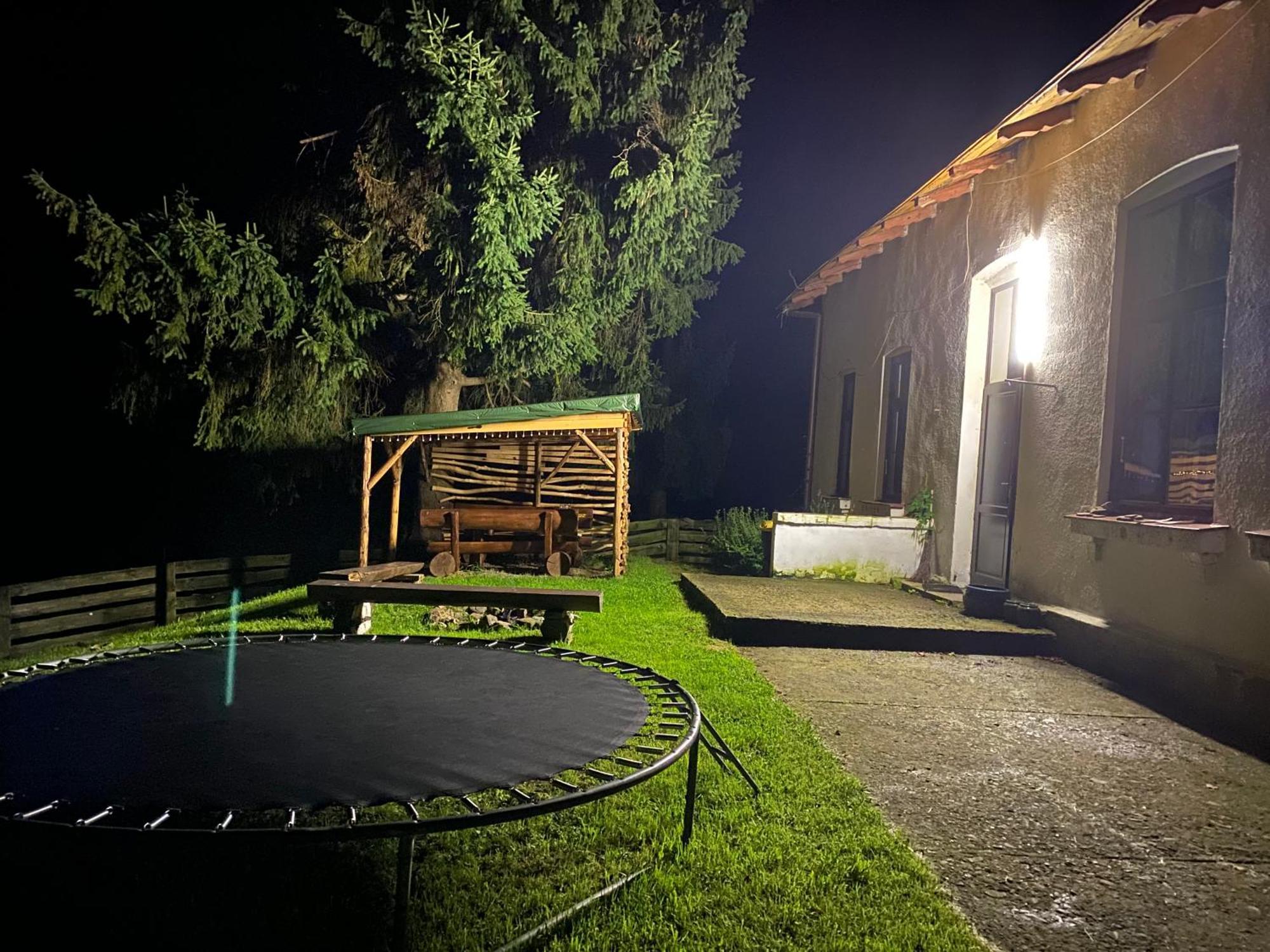 Stara Szkola Villa Krempna Exterior photo
